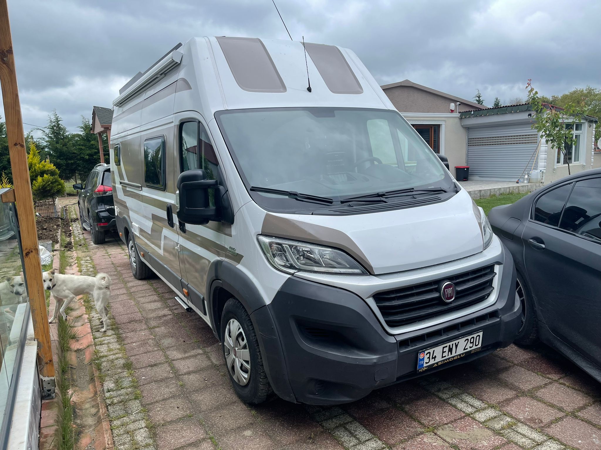mom-caravan-ducato-17m3-campervan